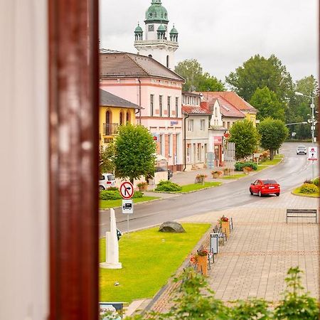 2- Postelova Izba S Kupelnou Emka V Penzion Trstena Bagian luar foto